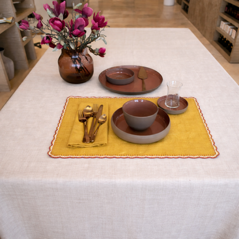 5 Luxury Home Decor Items That Instantly Transform Any UAE Living Room